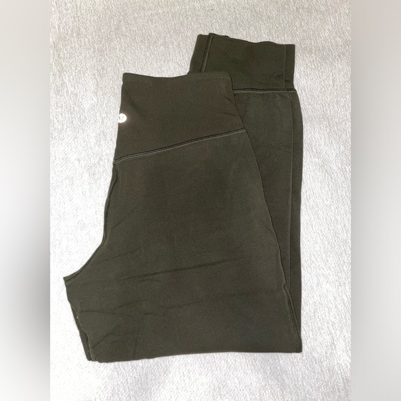 lululemon Align™ High-Rise Cropped Jogger. Olive green. - Picture 5 of 5